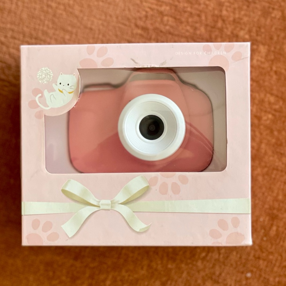 NWT UNOPENED IN BOX - Joytrip Kids Camera with Flash - PINK